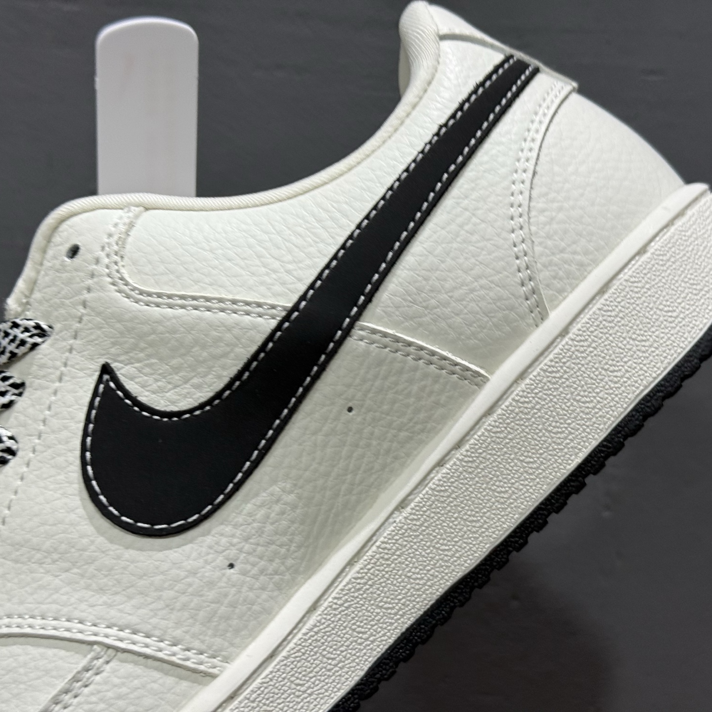 Nike Court Vision 1 LOW 低帮 板鞋 “斯图西——双拼米黑” 运动鞋  CS5288-017