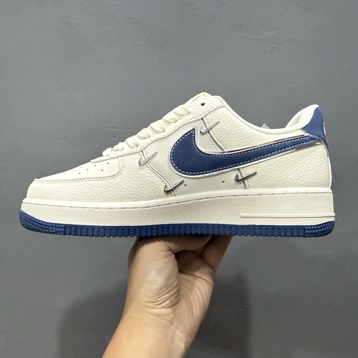 Nike Air Force 1‘07 Low 迪奥联名 蓝四小银勾 空军一号低帮休闲板鞋 XS2869-001