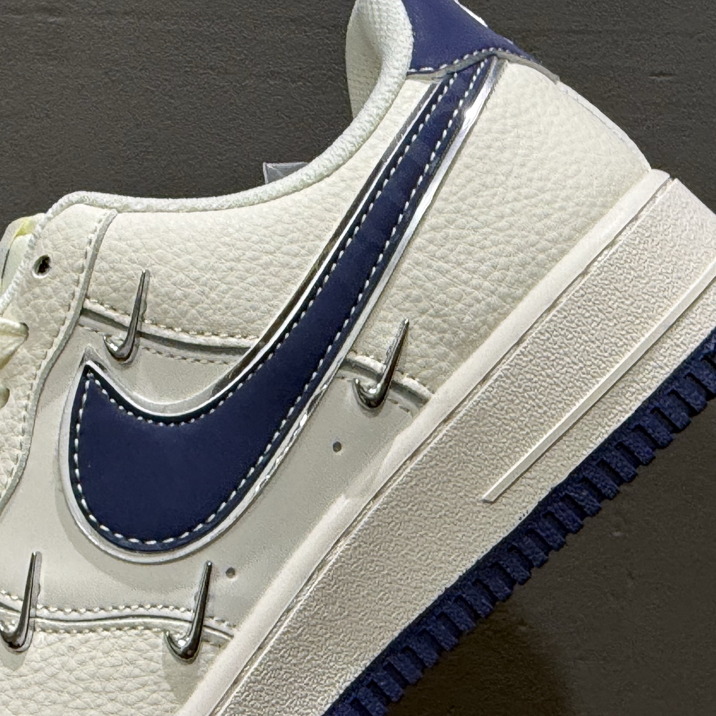 Nike Air Force 1‘07 Low 迪奥联名 蓝四小银勾 空军一号低帮休闲板鞋 XS2869-001