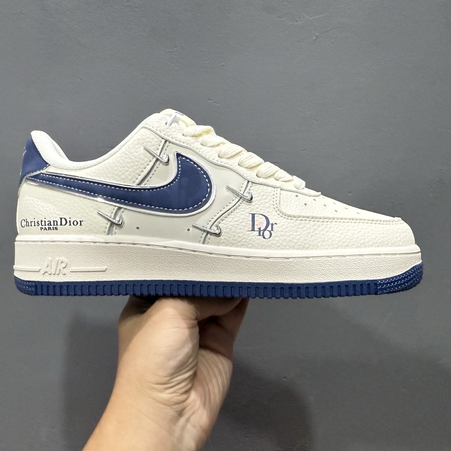 Nike Air Force 1‘07 Low 迪奥联名 蓝四小银勾 空军一号低帮休闲板鞋 XS2869-001