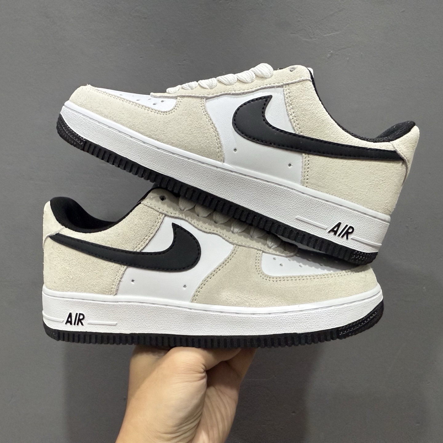Nike Air Force 1'07 Low 空军一号低帮休闲板鞋 IB6388-100 Nike Air Force 1'07 Low 空军一号低帮休闲板鞋 IB6388-100