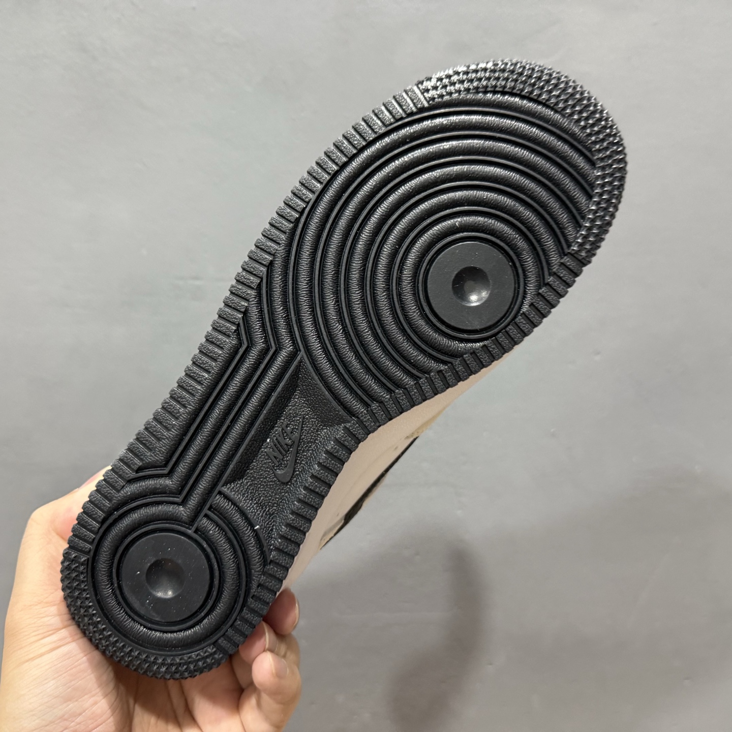 Nike Air Force 1'07 Low 空军一号低帮休闲板鞋 IB6388-100 Nike Air Force 1'07 Low 空军一号低帮休闲板鞋 IB6388-100