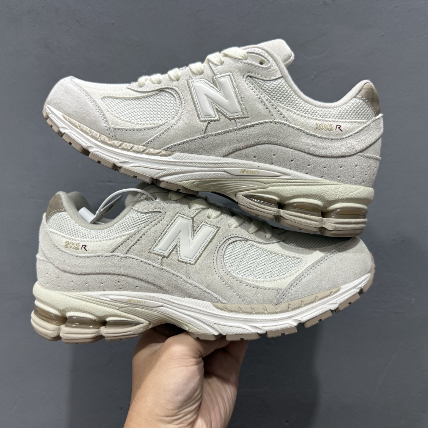 大厂出品 New Balance NB 2002 CNY 米白 M2002RHX 大厂出品 New Balance NB 2002 CNY 米白 M2002RHX