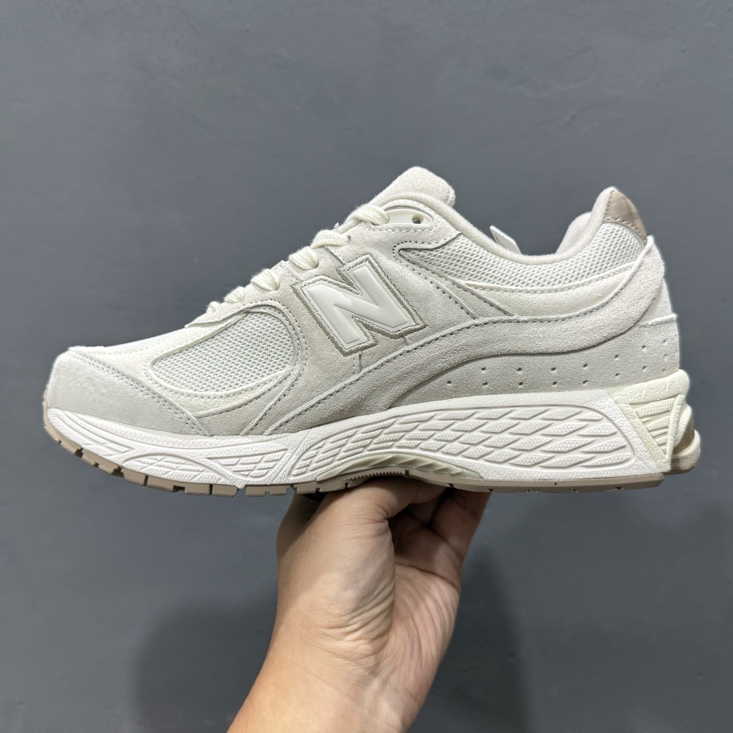 大厂出品 New Balance NB 2002 CNY 米白 M2002RHX 大厂出品 New Balance NB 2002 CNY 米白 M2002RHX