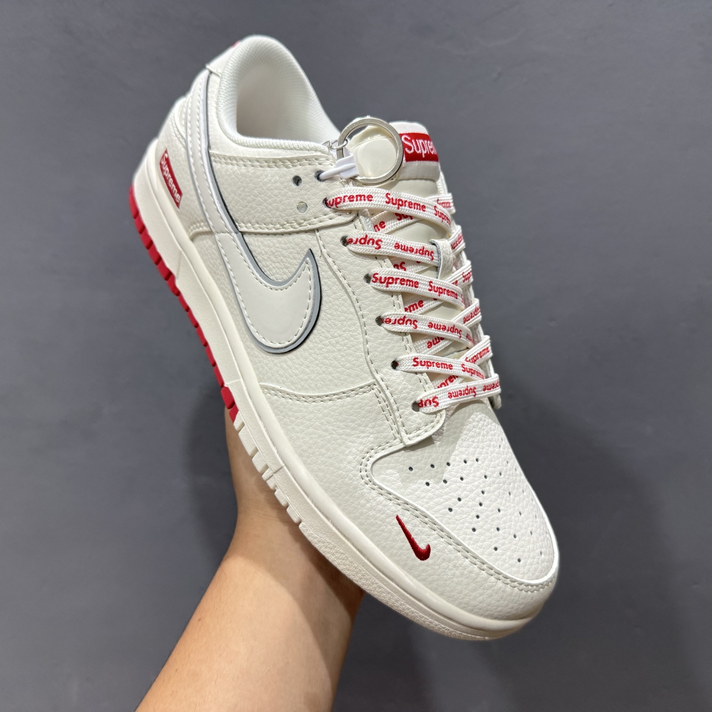 Supreme x Nike Dunk Low 双拼米红  XX3168-191