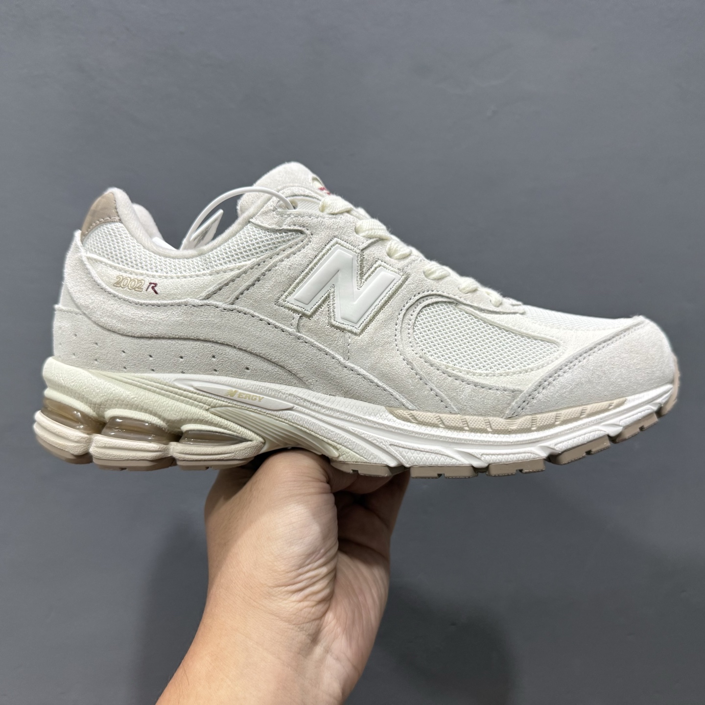 大厂出品 New Balance NB 2002 CNY 米白 M2002RHX 大厂出品 New Balance NB 2002 CNY 米白 M2002RHX