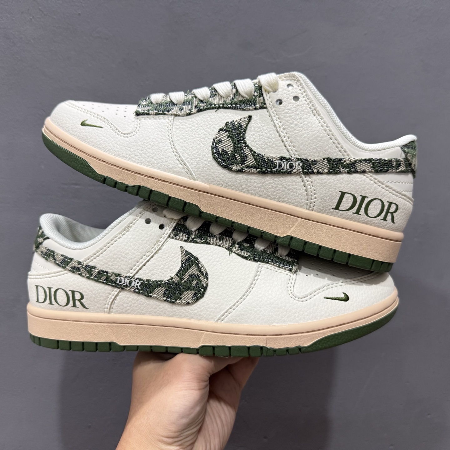 Dior x Nike Dunk Low 迷彩绿勾  FC1688-226
