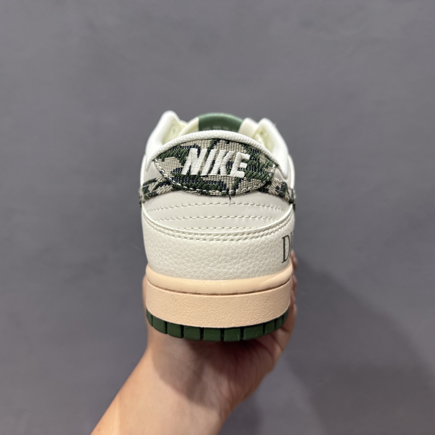Dior x Nike Dunk Low 迷彩绿勾  FC1688-226