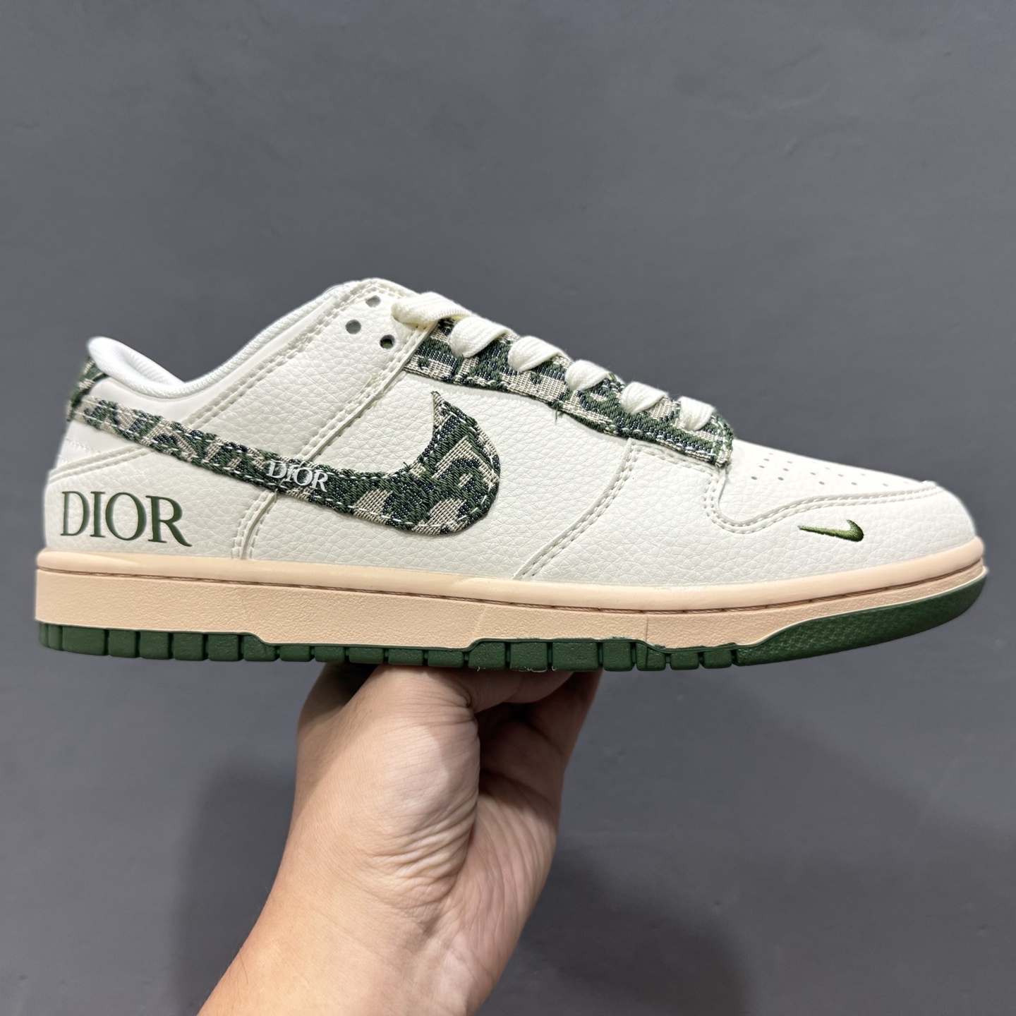 Dior x Nike Dunk Low 迷彩绿勾  FC1688-226