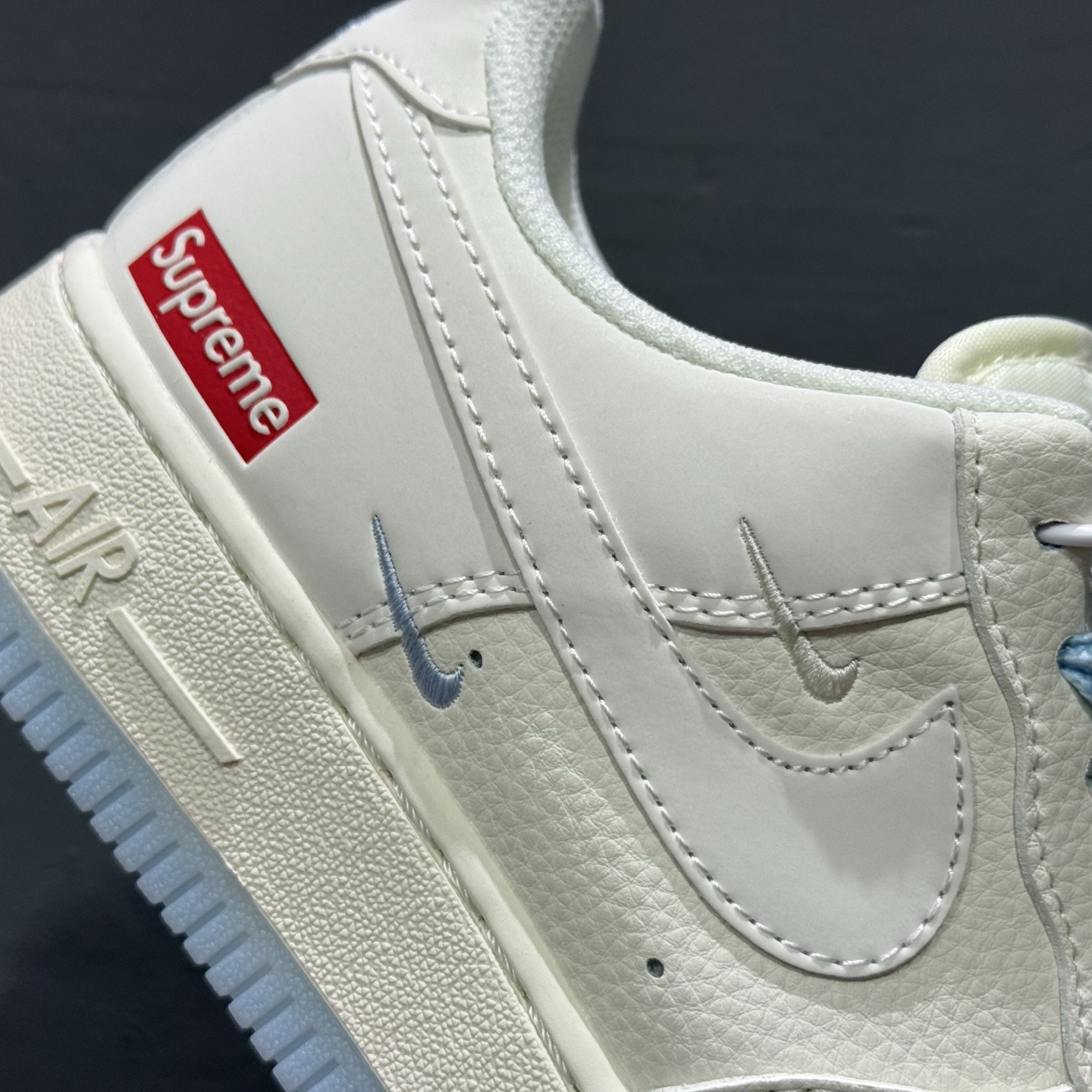 Nike Air Force 1'07 Low Supreme联名 双拼米蓝 空军一号低帮休闲板鞋 XX3168-179