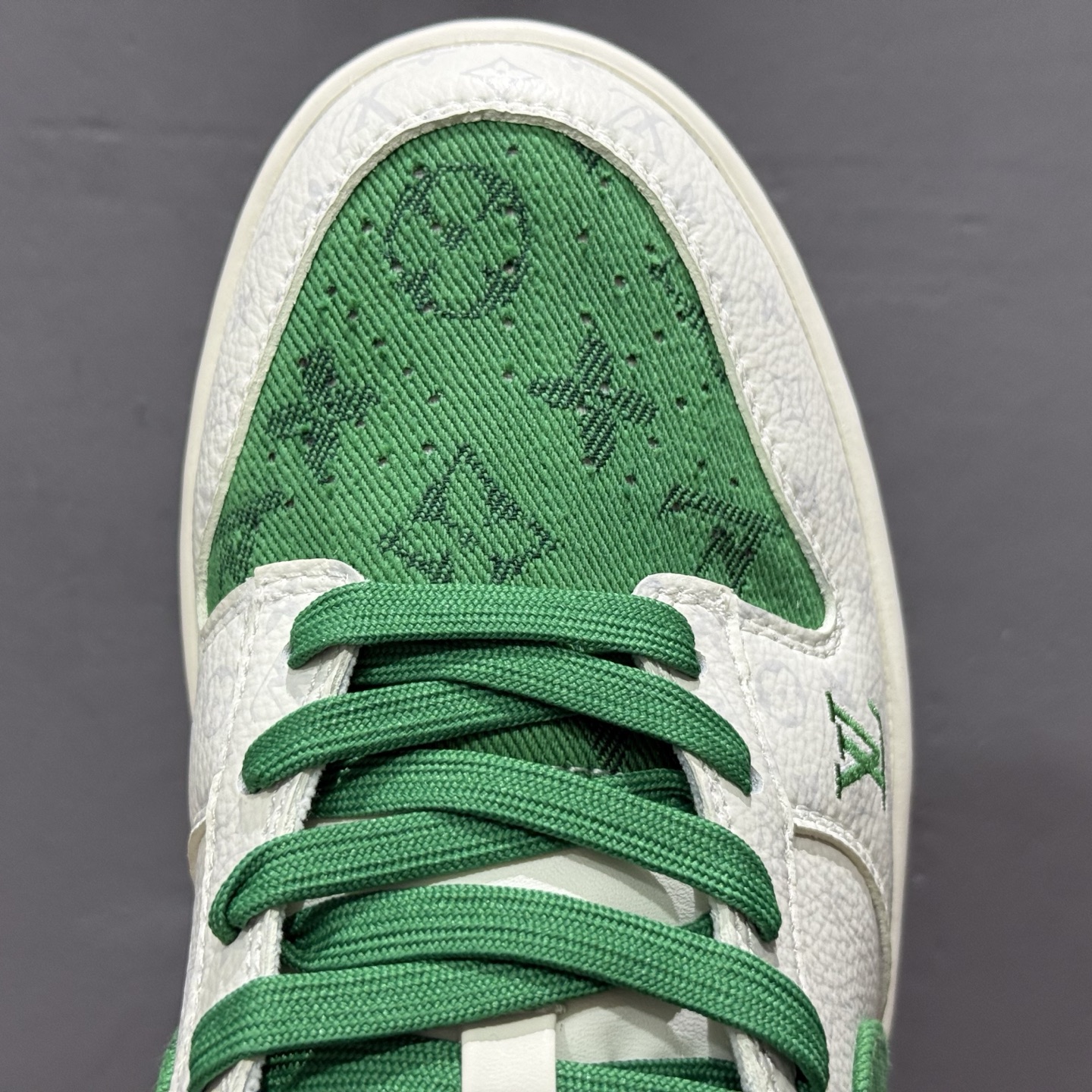 SC版Nike SB Dunk Low LV联名 绿色牛仔 周年高端定制 低帮休闲板鞋  SC9772-805