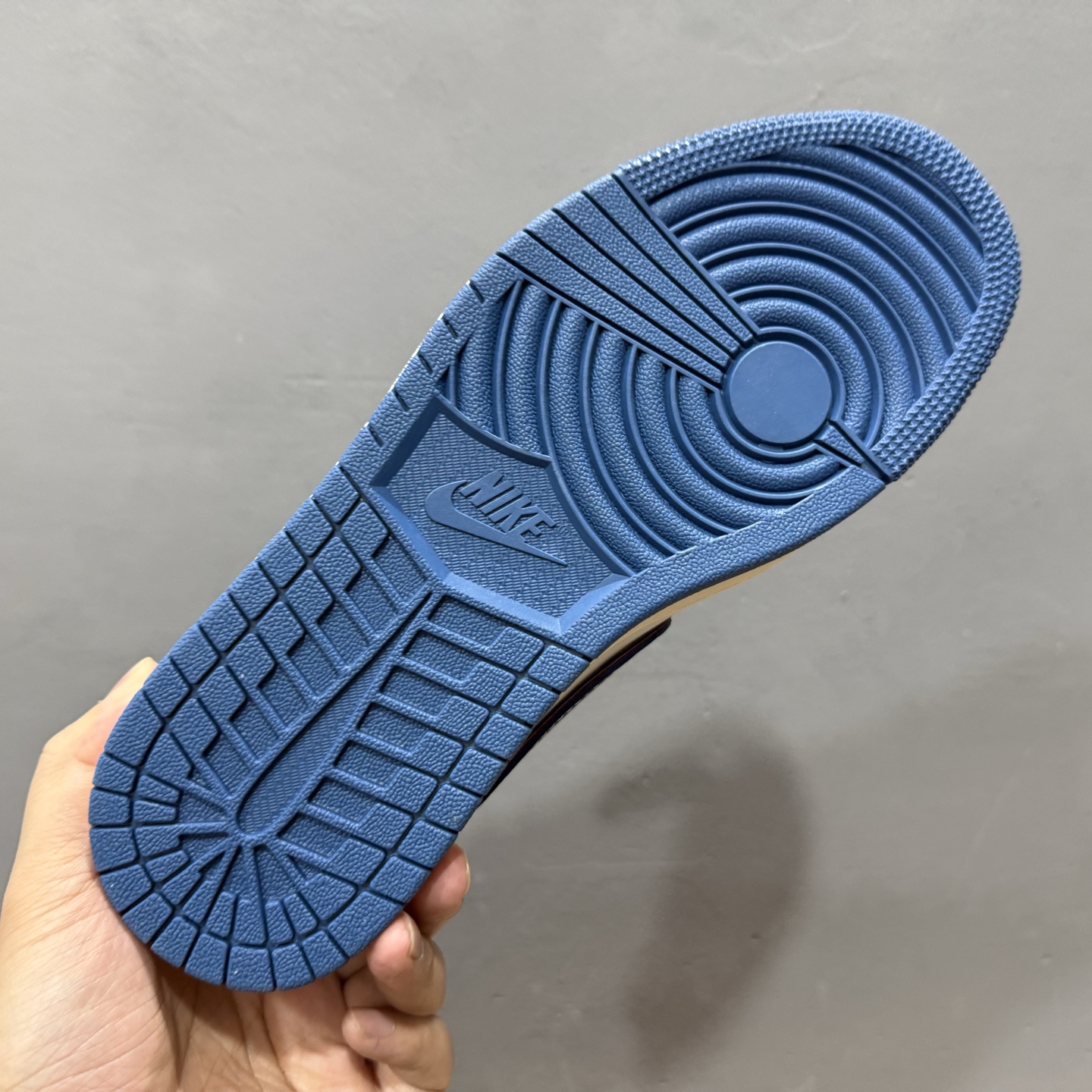 Nike SB Dunk Low 问界M9蓝彩勾 周年高端定制 低帮休闲板鞋 FC1688-235