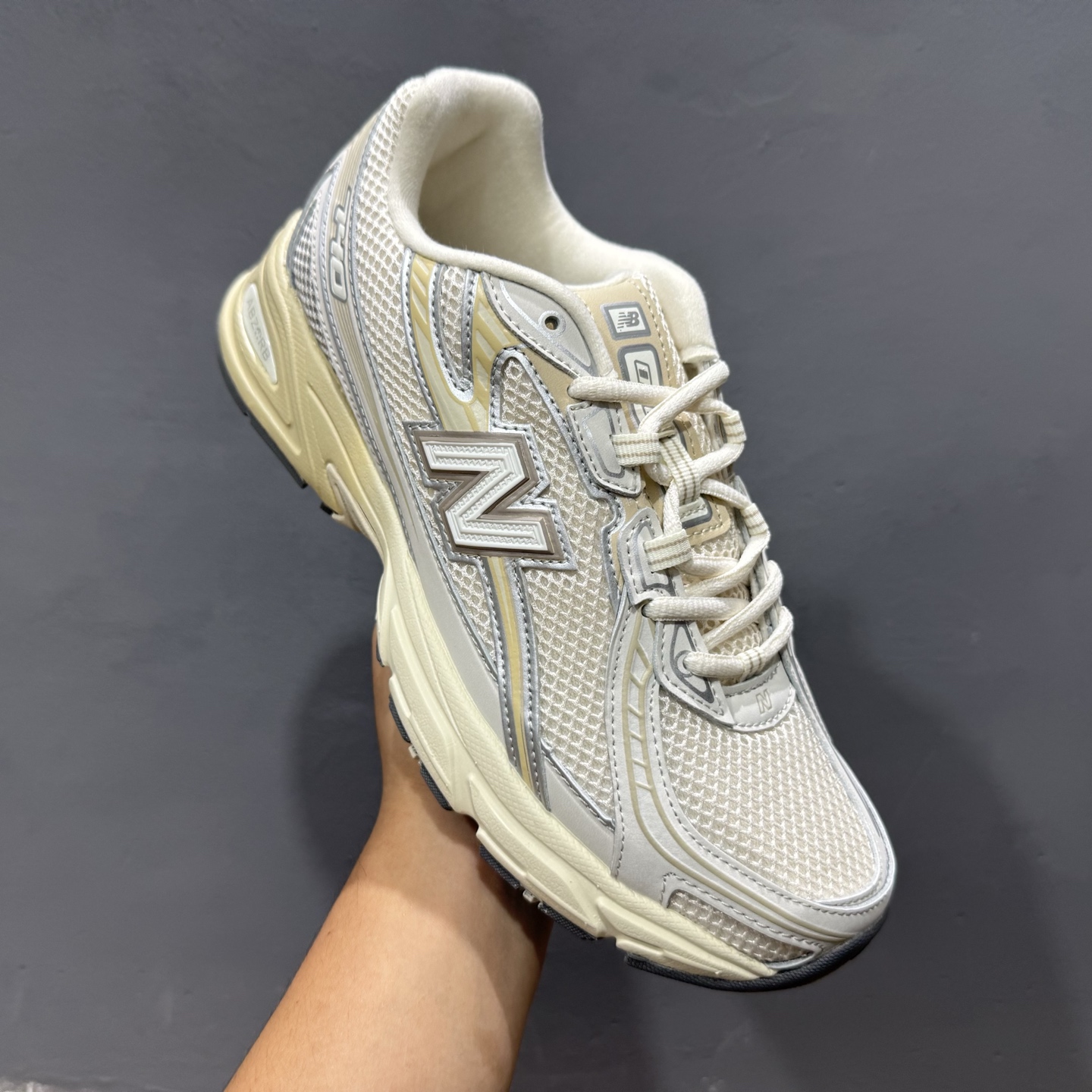New Balance 740系列新百伦 潮流男女运动鞋 NB740跑步鞋透气鞋复古潮鞋 New Balance 740系列新百伦 潮流男女运动鞋 NB740跑步鞋透气鞋复古潮鞋