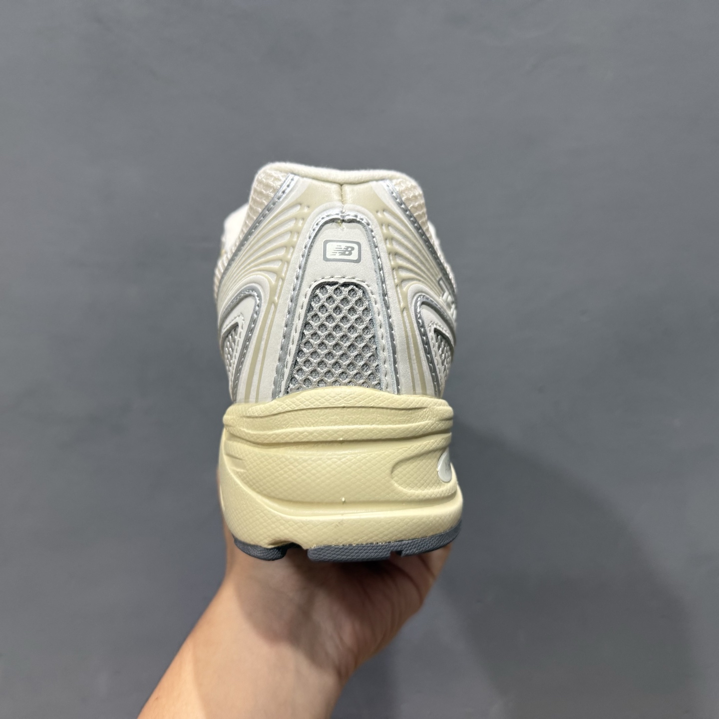 New Balance 740系列新百伦 潮流男女运动鞋 NB740跑步鞋透气鞋复古潮鞋 New Balance 740系列新百伦 潮流男女运动鞋 NB740跑步鞋透气鞋复古潮鞋