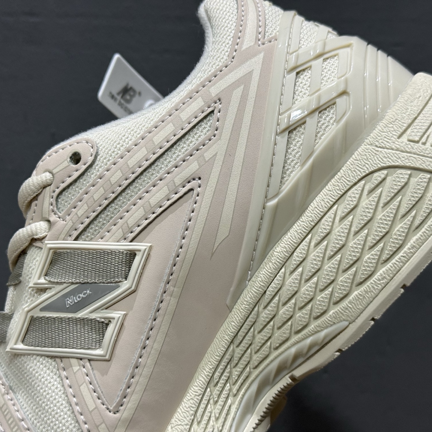 New Balance 1906系列复古老爹风休闲运动慢跑鞋 U1906RLI