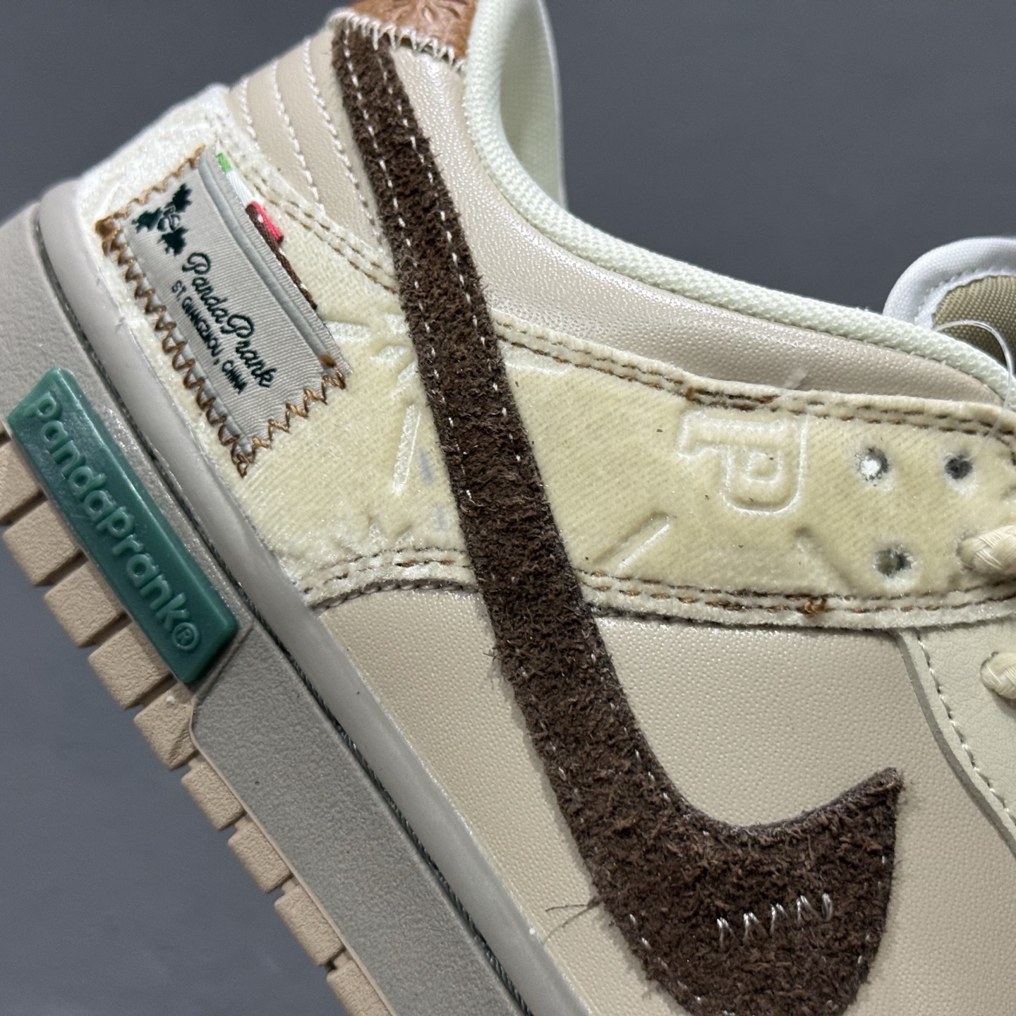 Nike Dunk Low 熊猫恶作剧 冬梦奇缘 御光米褐 低帮休闲板鞋 HQ1175-240