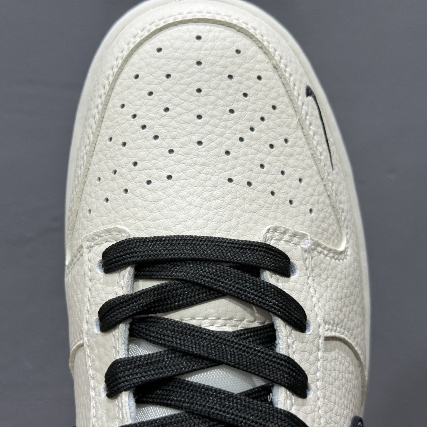 Nike Dunk Low 米白AJ黑勾  LW1818-118