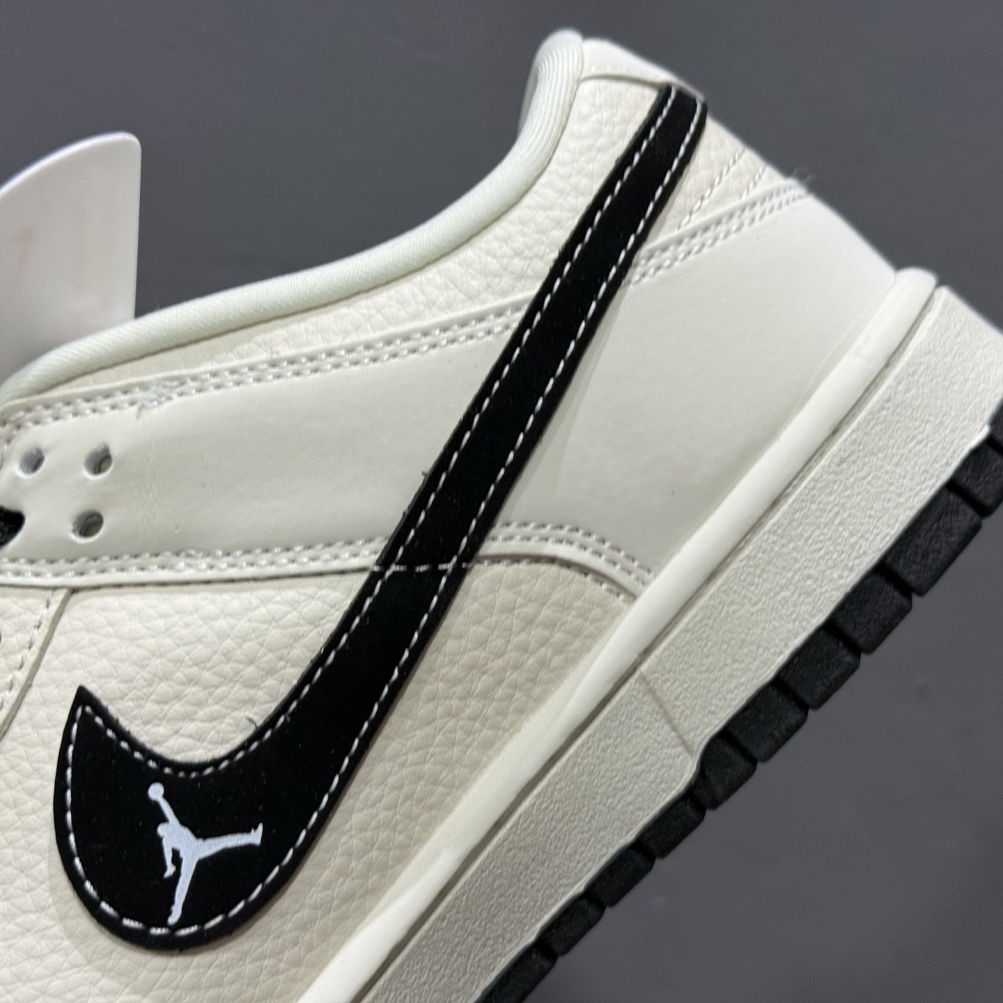 Nike Dunk Low 米白AJ黑勾  LW1818-118