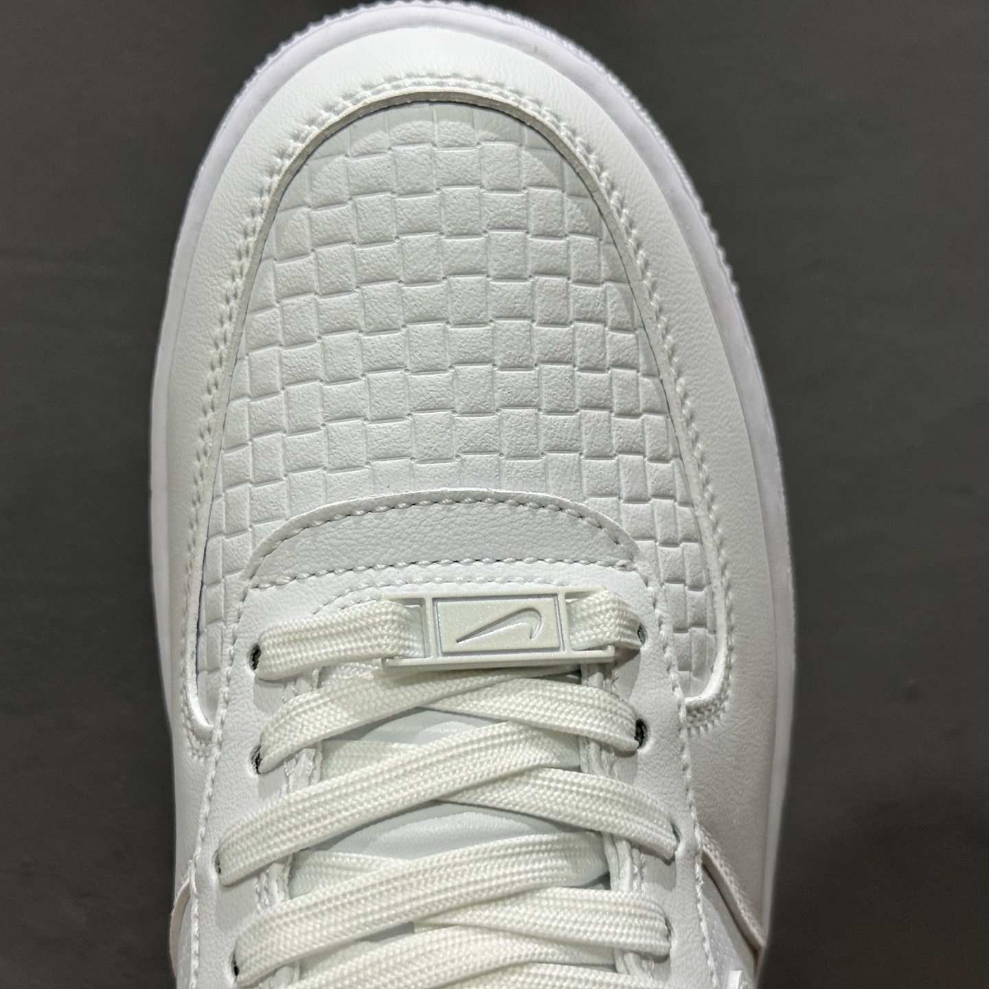 Nike Air Force 1 Low 全白纹理 空军一号低帮运动休闲板鞋  HF2893-100