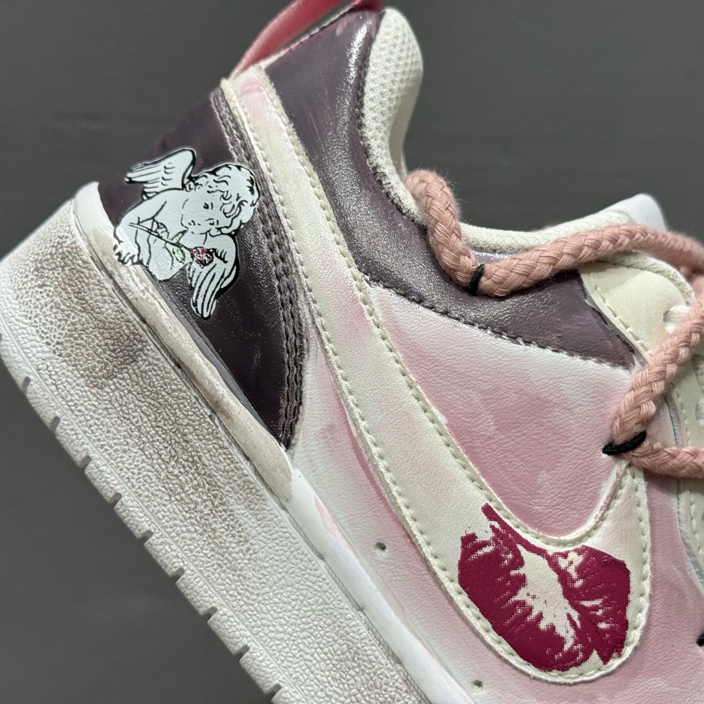 Nike Court Borough[嘴唇] “吻箭倾心”[嘴唇]解构手绘 潮流简约低帮板鞋  BQ5448-216