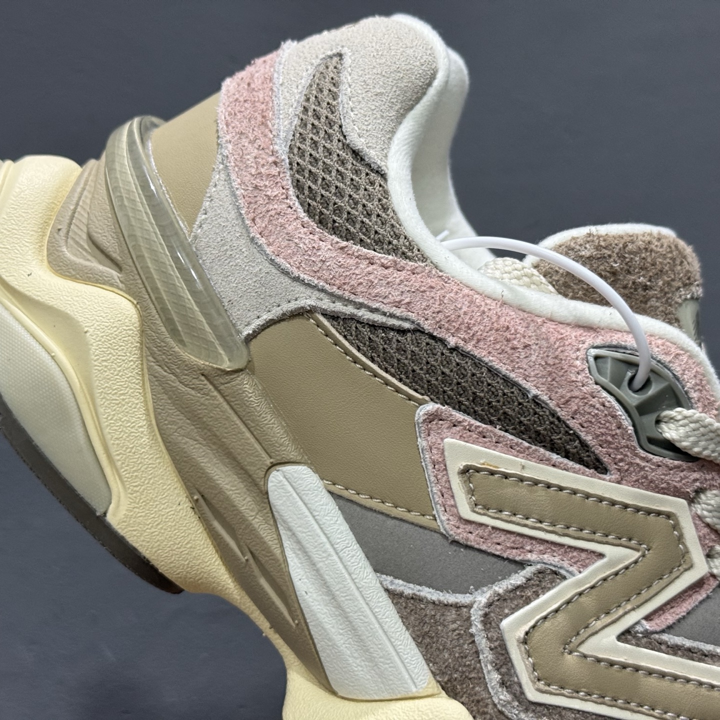 New Balance NB9060 联名款 复古休闲运动慢跑鞋  U9060JBE