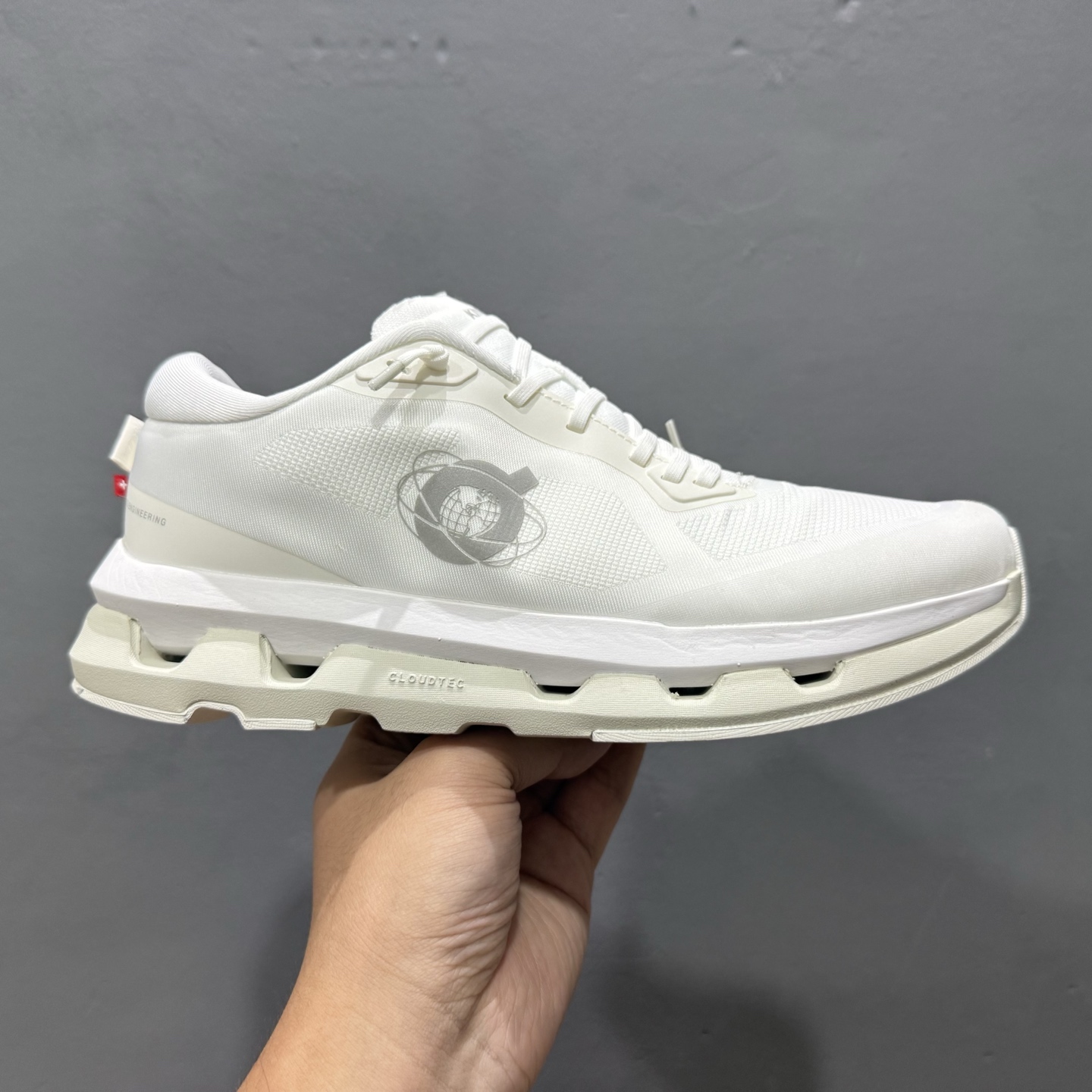 KITH x On Cloudzone 昂跑舒适百搭防滑耐磨 低帮休闲跑步鞋 KITH x On Cloudzone 昂跑舒适百搭防滑耐磨 低帮休闲跑步鞋