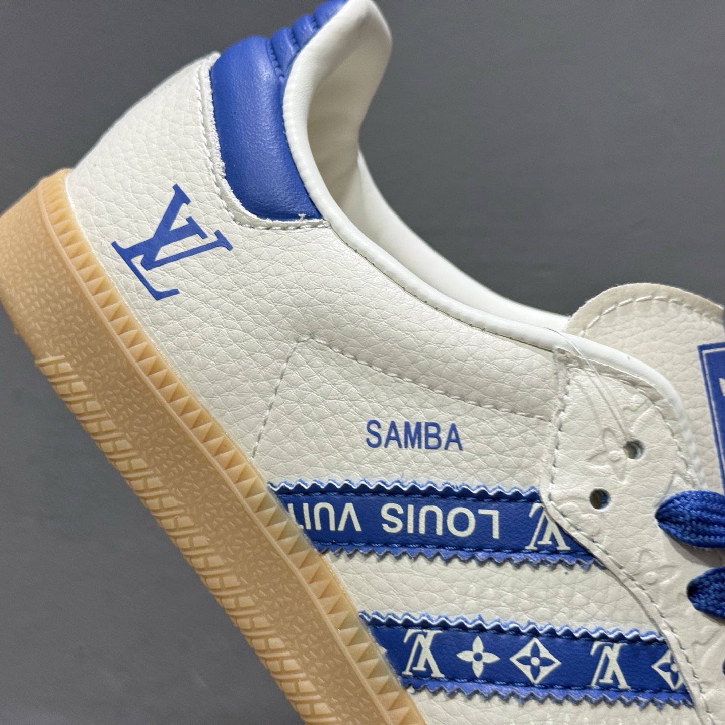 Adidas SAMBA OG 德训鞋 LV联名款 高端定制桑巴系列 低帮休闲板鞋  XR005