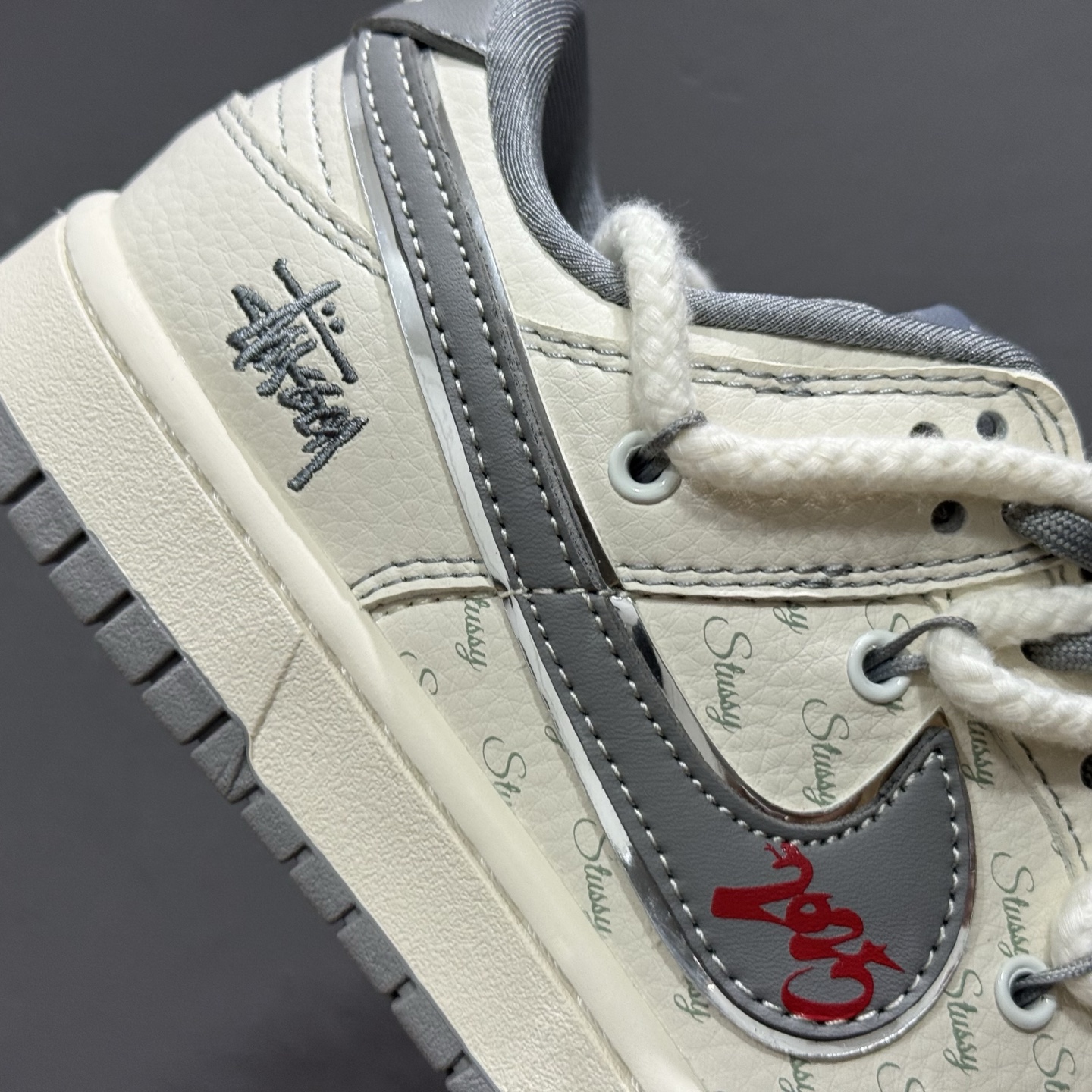 Nk SB Dunk Low 斯图西联名-米白蓝勾 周年高端定制 低帮休闲板鞋 SJ2068-310 Nk SB Dunk Low 斯图西联名-米白蓝勾 周年高端定制 低帮休闲板鞋 SJ2068-310