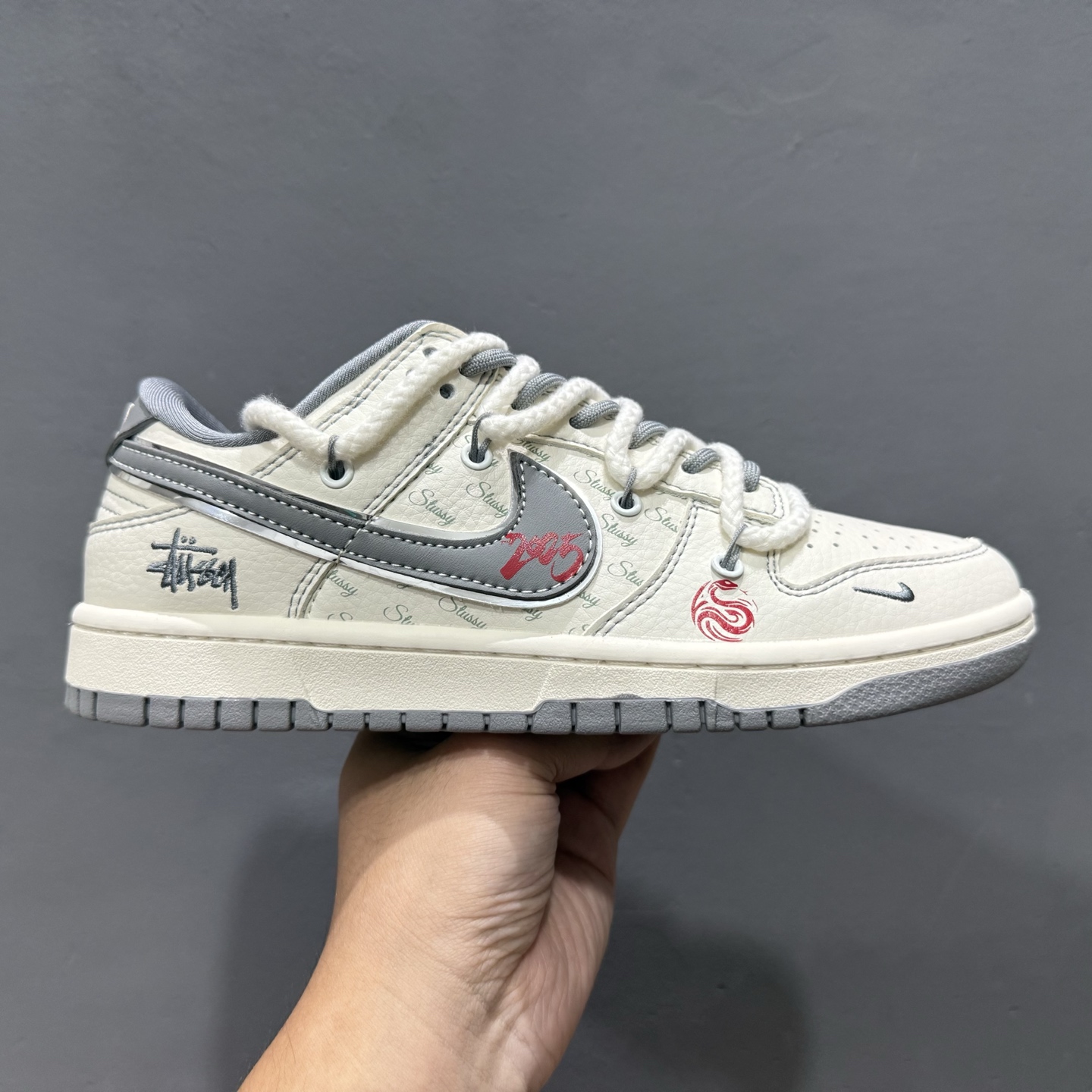 Nk SB Dunk Low 斯图西联名-米白蓝勾 周年高端定制 低帮休闲板鞋 SJ2068-310 Nk SB Dunk Low 斯图西联名-米白蓝勾 周年高端定制 低帮休闲板鞋 SJ2068-310