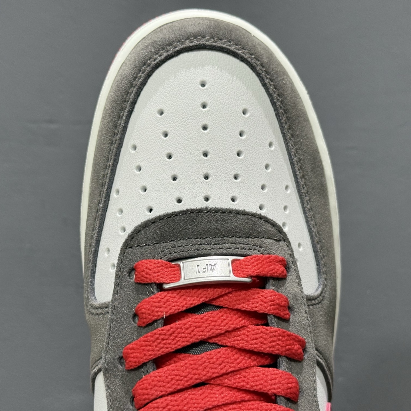 Nike Air Force 1'07 Low 空军一号低帮休闲板鞋 FQ8714-201