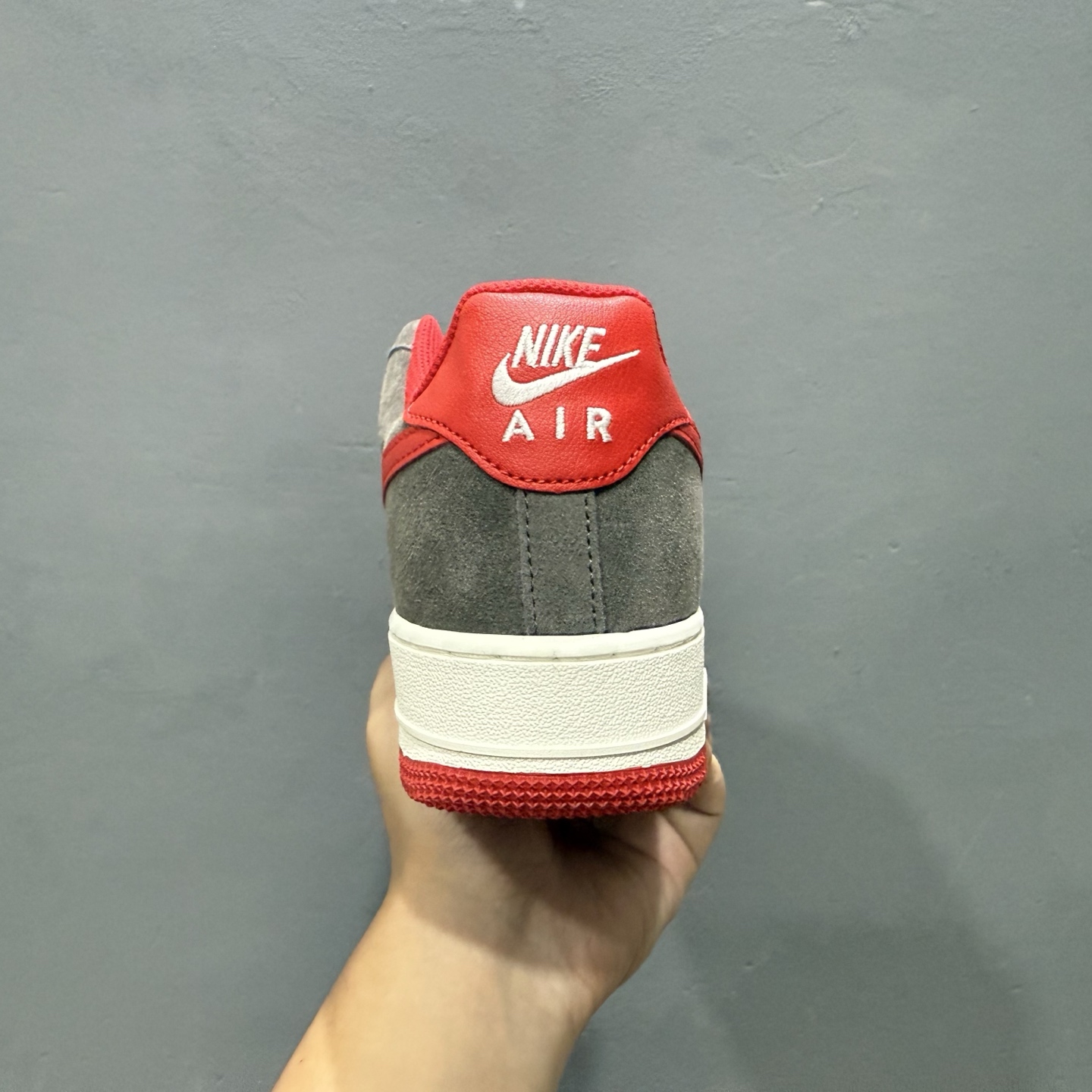 Nike Air Force 1'07 Low 空军一号低帮休闲板鞋 FQ8714-201