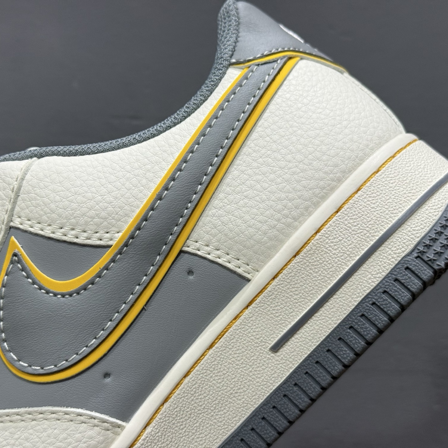 Nike Air Force 1'07 Low 小米联名 寒武岩灰 空军一号低帮休闲板鞋 XX3168-201