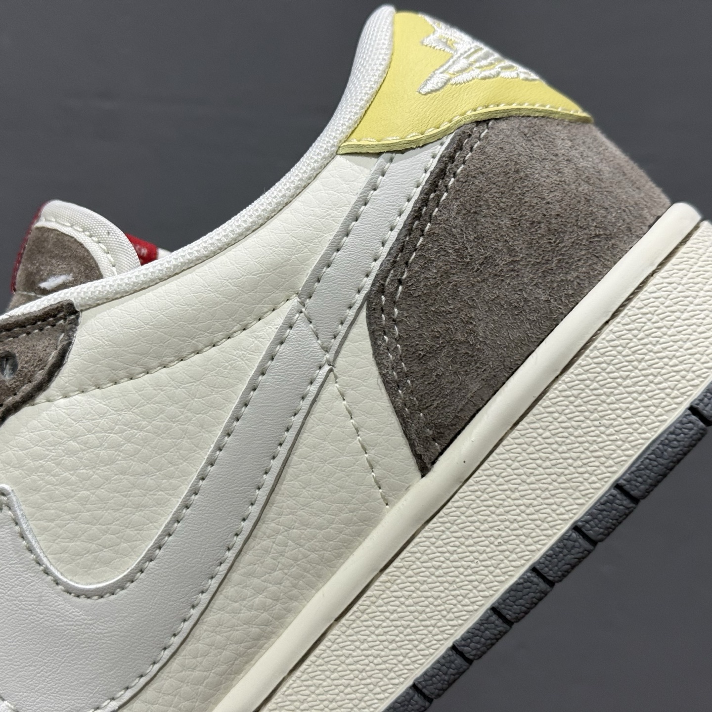 Nk SB Dunk Low 斯图西联名-米白蓝勾 周年高端定制 低帮休闲板鞋 SJ2068-136 Nk SB Dunk Low 斯图西联名-米白蓝勾 周年高端定制 低帮休闲板鞋 SJ2068-136