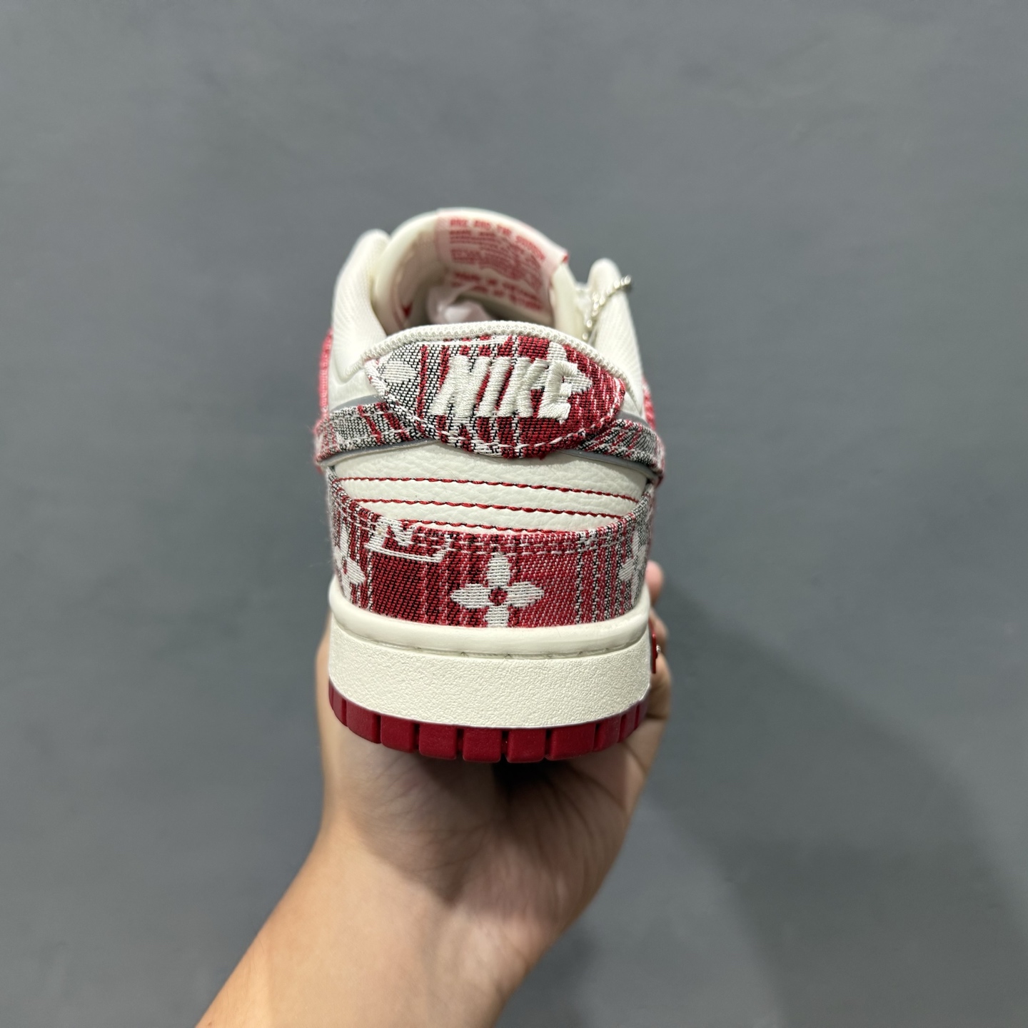 Nike SB Dunk Low LV联名 灰红牛仔 周年高端定制 低帮休闲板鞋 SC9772-809