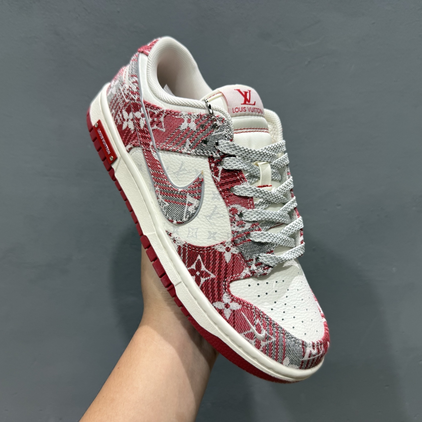 Nike SB Dunk Low LV联名 灰红牛仔 周年高端定制 低帮休闲板鞋 SC9772-809