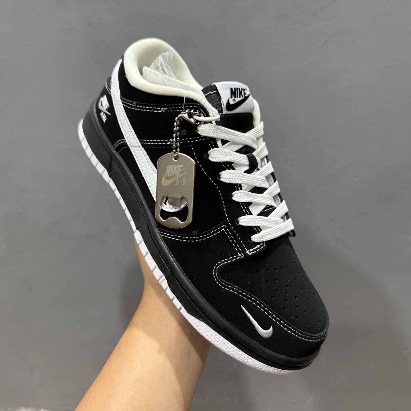 Nike SB Dunk Low 全黑白勾 周年 高端定制 低帮休闲板鞋  LW1818-117