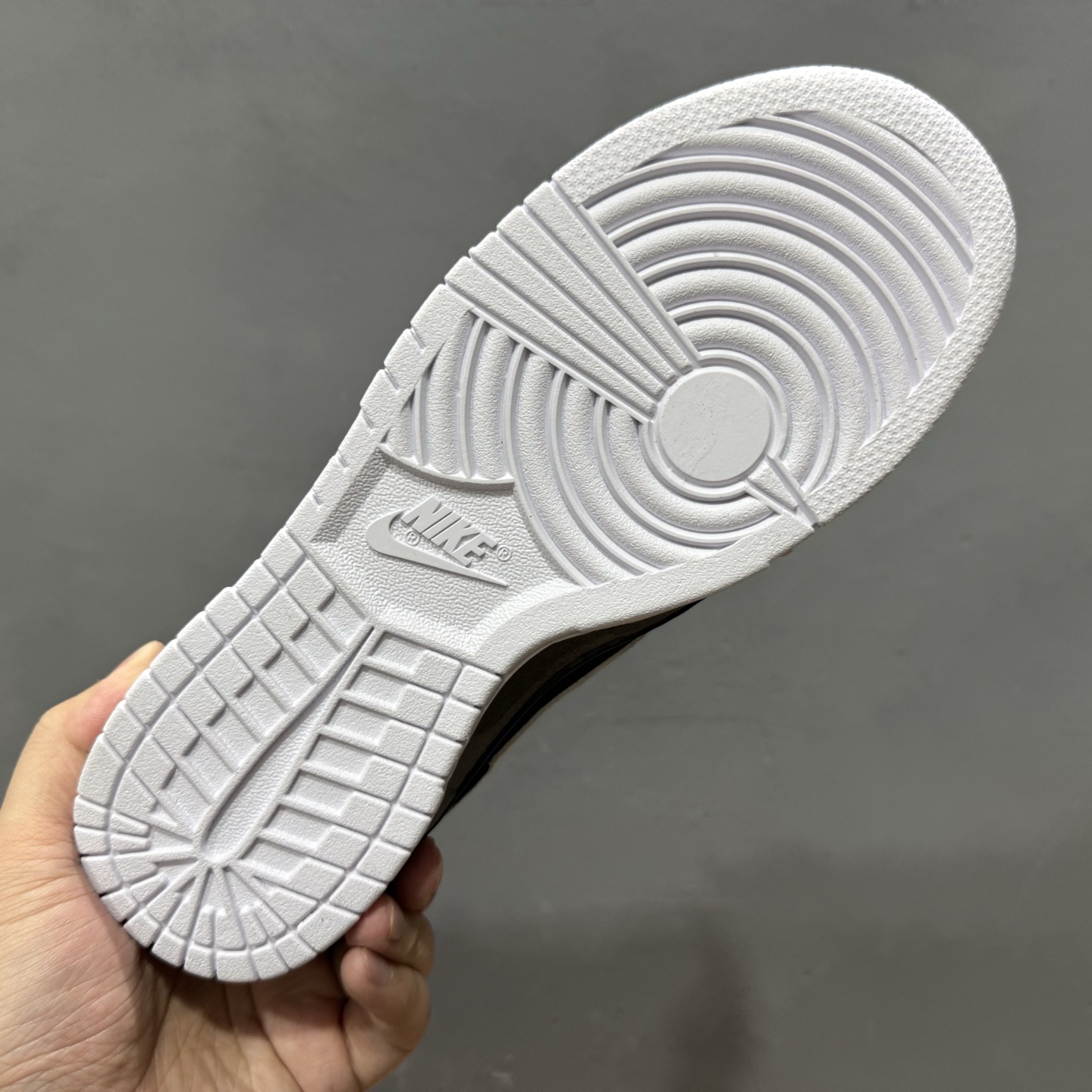 Nike SB Dunk Low 全黑白勾 周年 高端定制 低帮休闲板鞋  LW1818-117