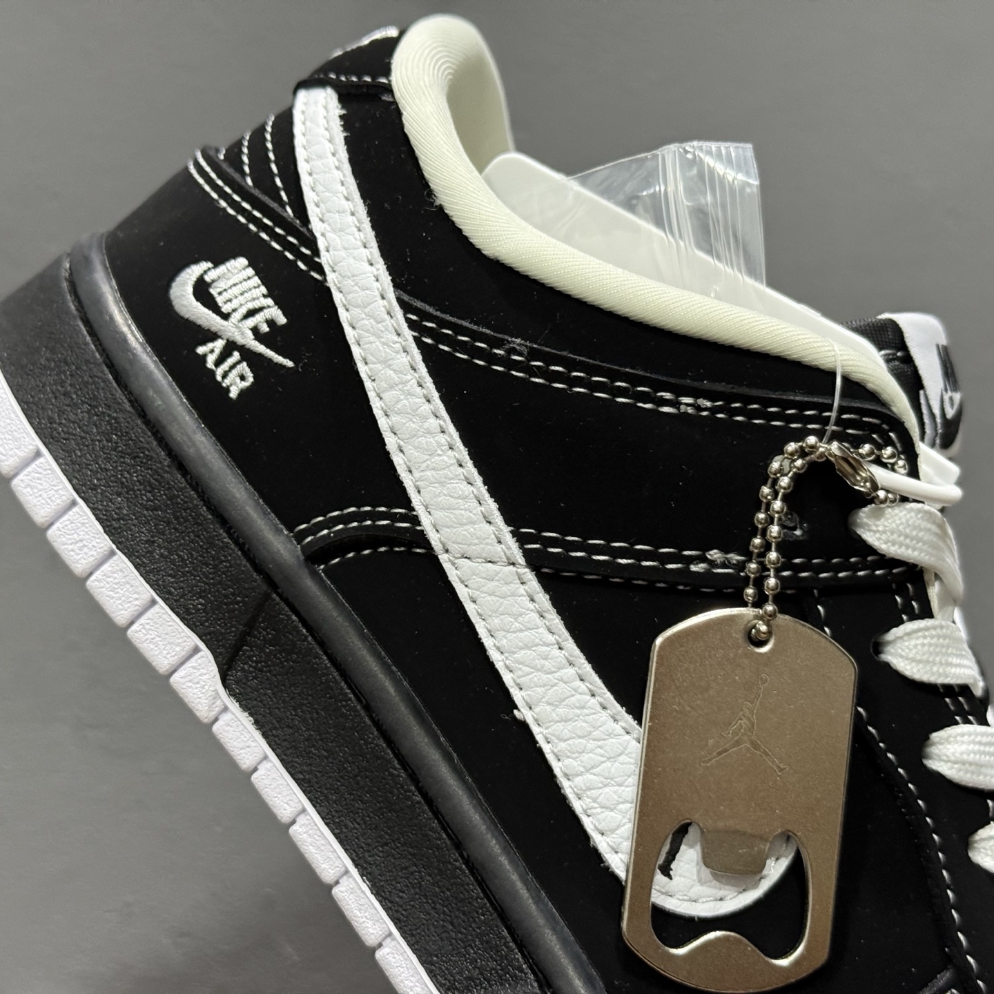 Nike SB Dunk Low 全黑白勾 周年 高端定制 低帮休闲板鞋  LW1818-117