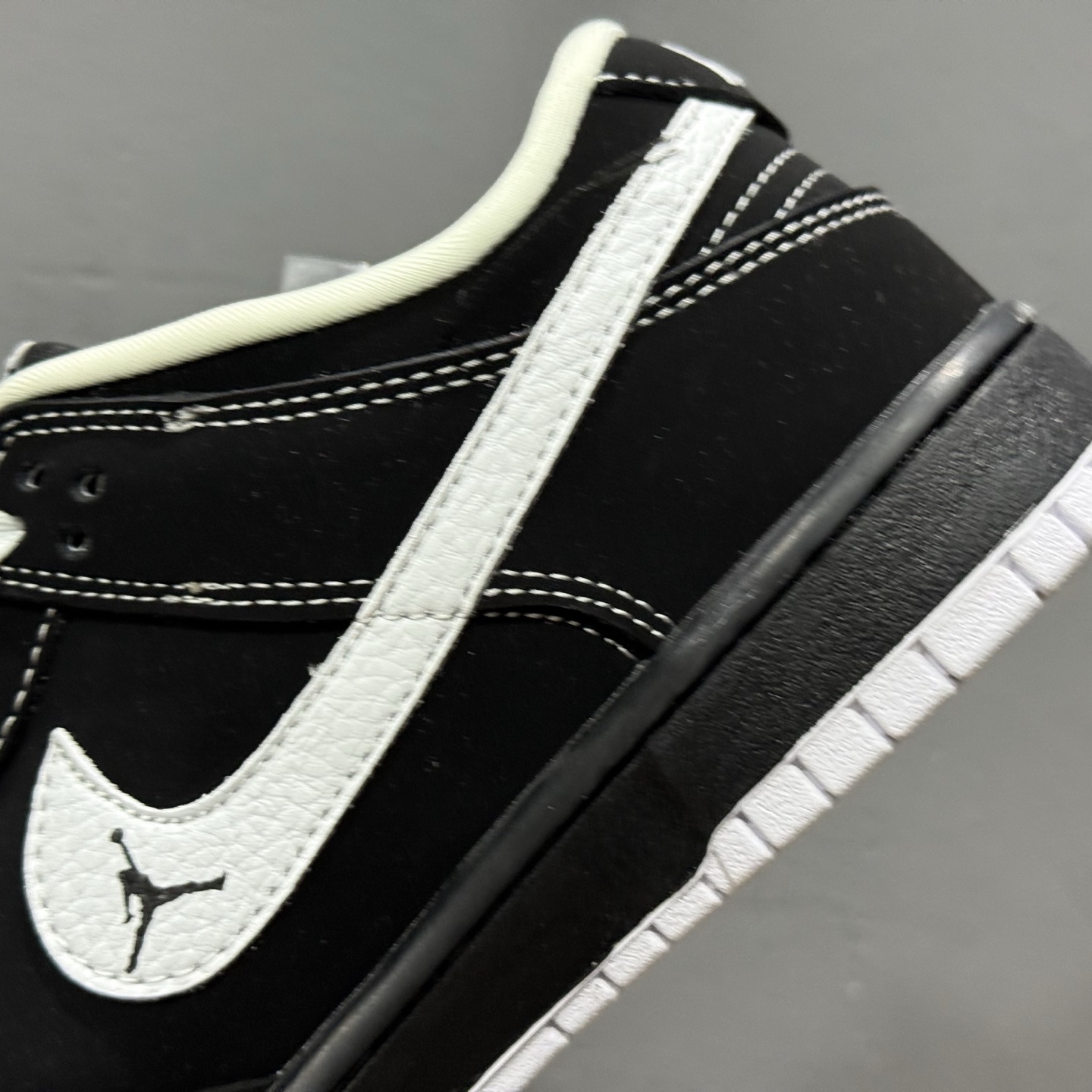 Nike SB Dunk Low 全黑白勾 周年 高端定制 低帮休闲板鞋  LW1818-117