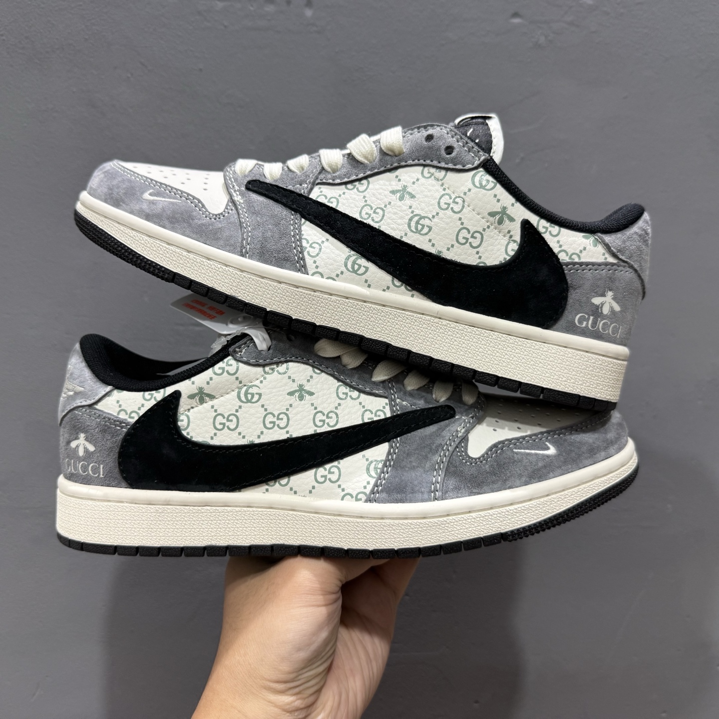 Nk SB Dunk Low 斯图西联名-米白蓝勾 周年高端定制 低帮休闲板鞋 SJ2068-137
