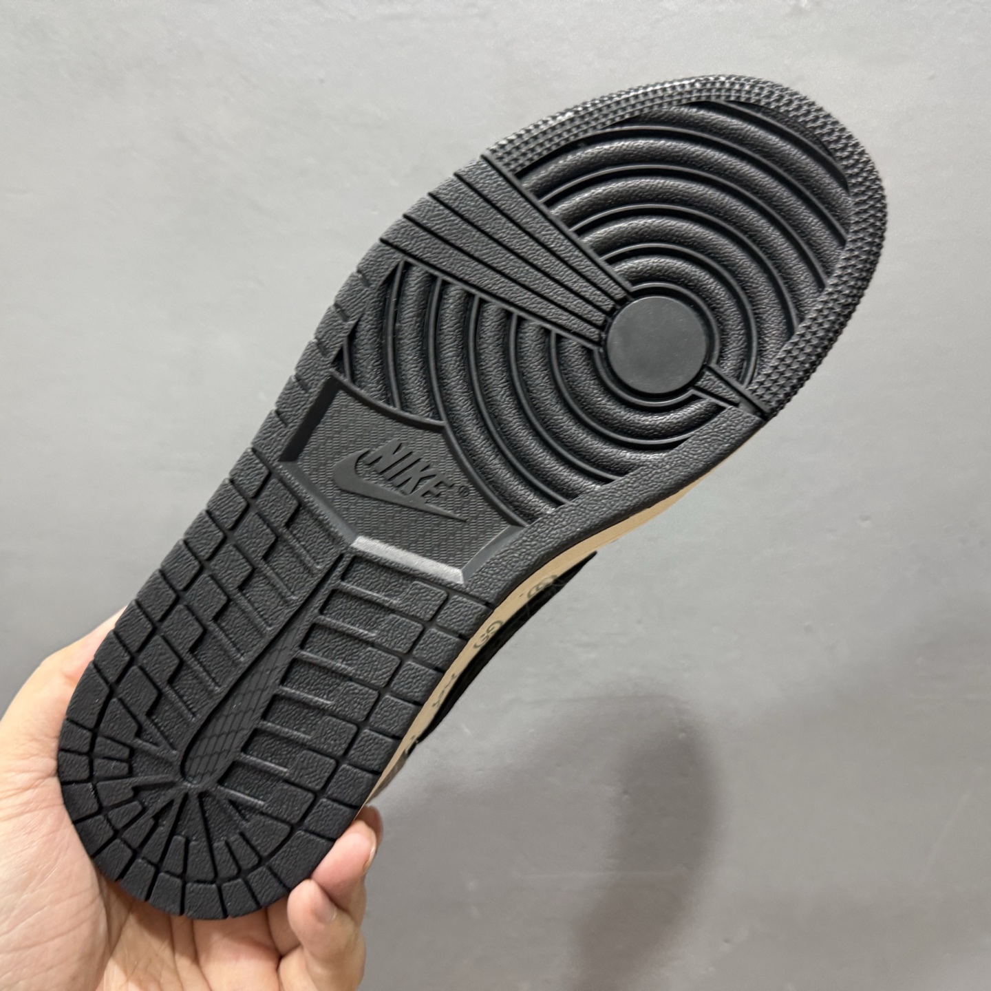 Nk SB Dunk Low 斯图西联名-米白蓝勾 周年高端定制 低帮休闲板鞋 SJ2068-137