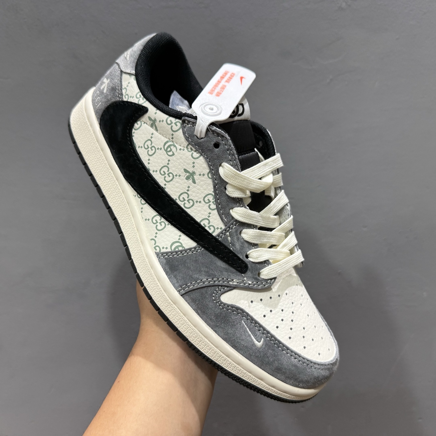 Nk SB Dunk Low 斯图西联名-米白蓝勾 周年高端定制 低帮休闲板鞋 SJ2068-137