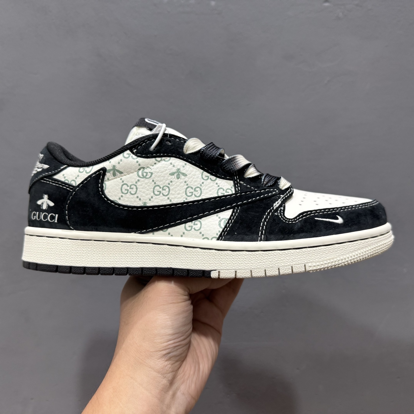 Nk SB Dunk Low 斯图西联名-米白蓝勾 周年高端定制 低帮休闲板鞋 SJ2068-139