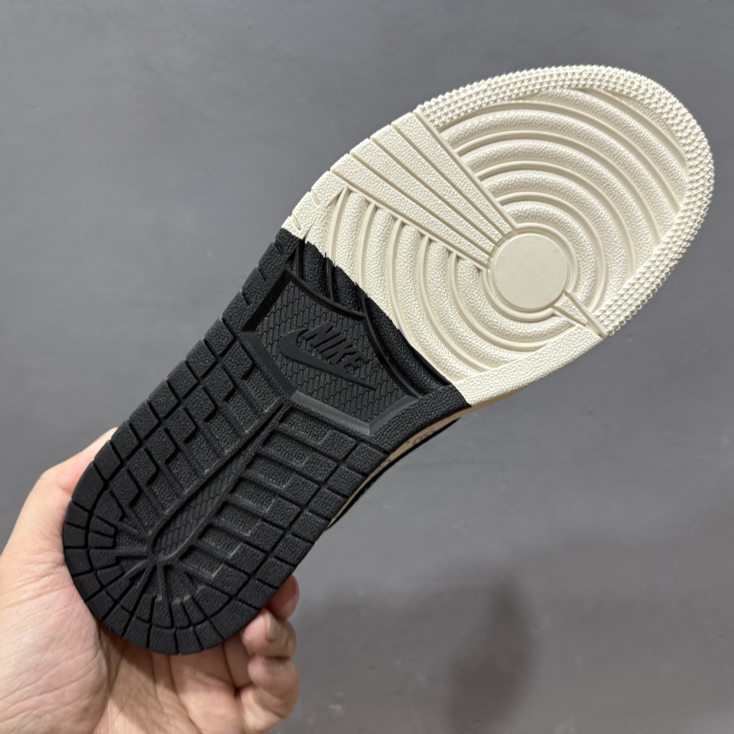 Nk SB Dunk Low 斯图西联名-米白蓝勾 周年高端定制 低帮休闲板鞋 SJ2068-139