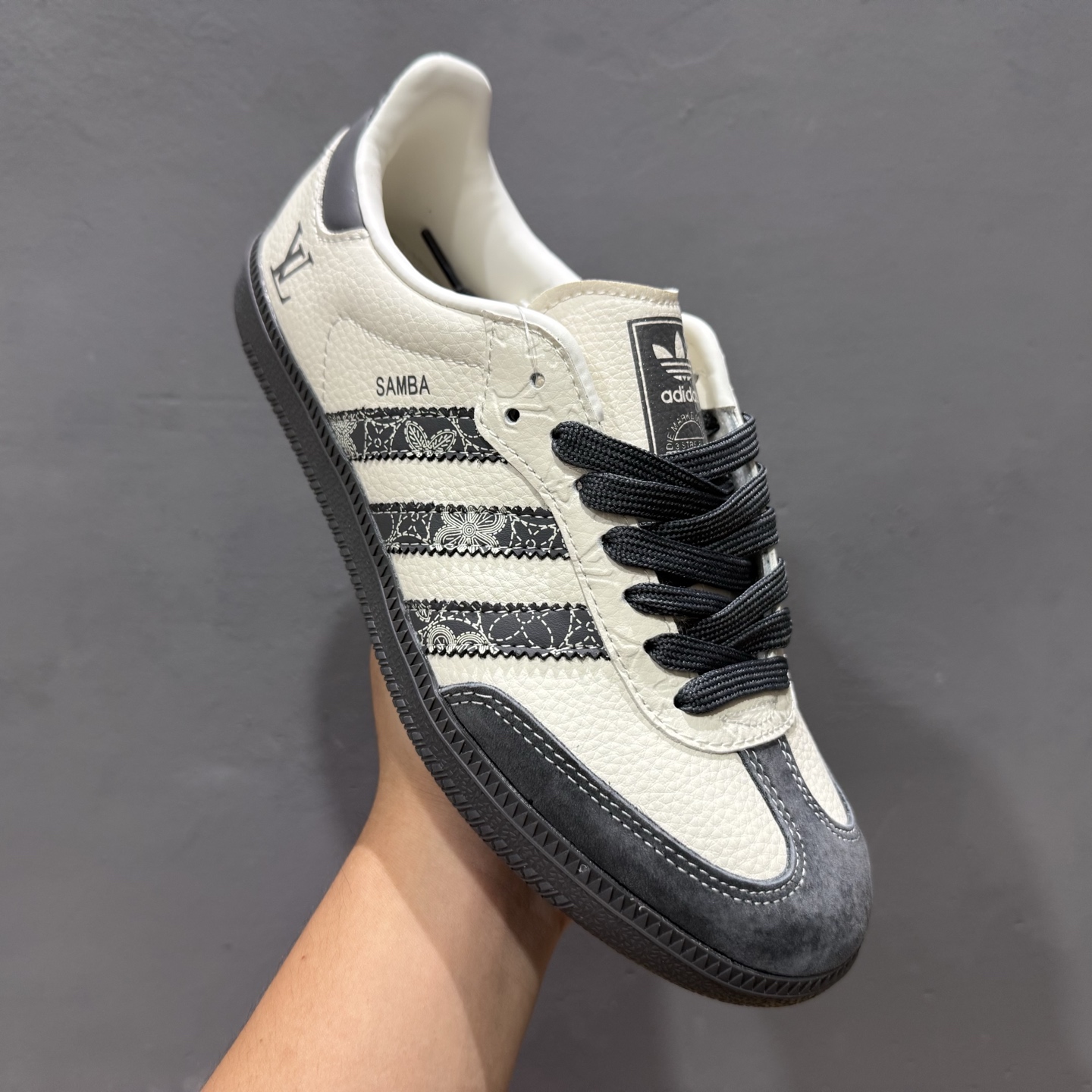C版 Adidas SAMBA OG 德训鞋 LV联名款  低帮休闲板鞋  XR0001