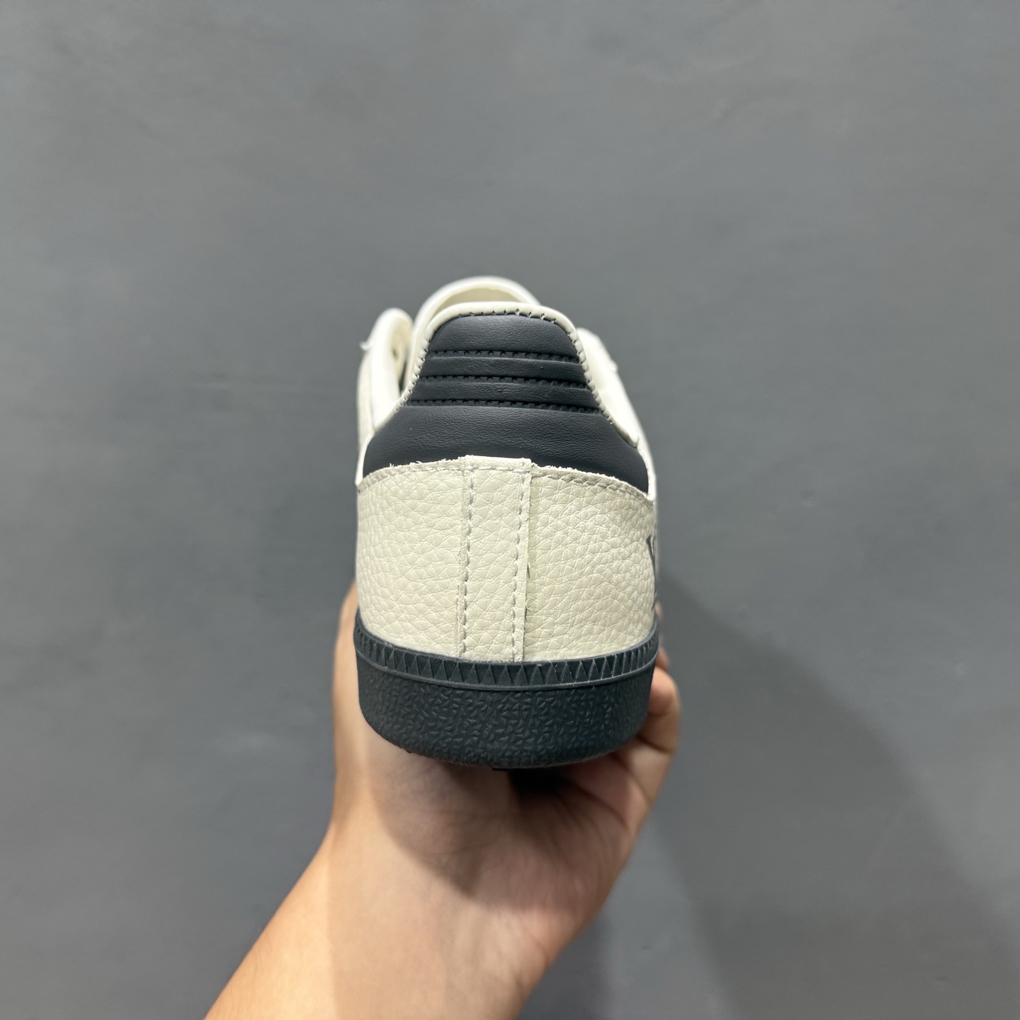 C版 Adidas SAMBA OG 德训鞋 LV联名款  低帮休闲板鞋  XR0001