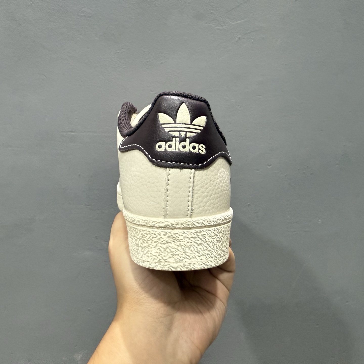 C版 Adidas Originals Superstar LV联名款 经典贝壳头 XS0015 C版 Adidas Originals Superstar LV联名款 经典贝壳头 XS0015