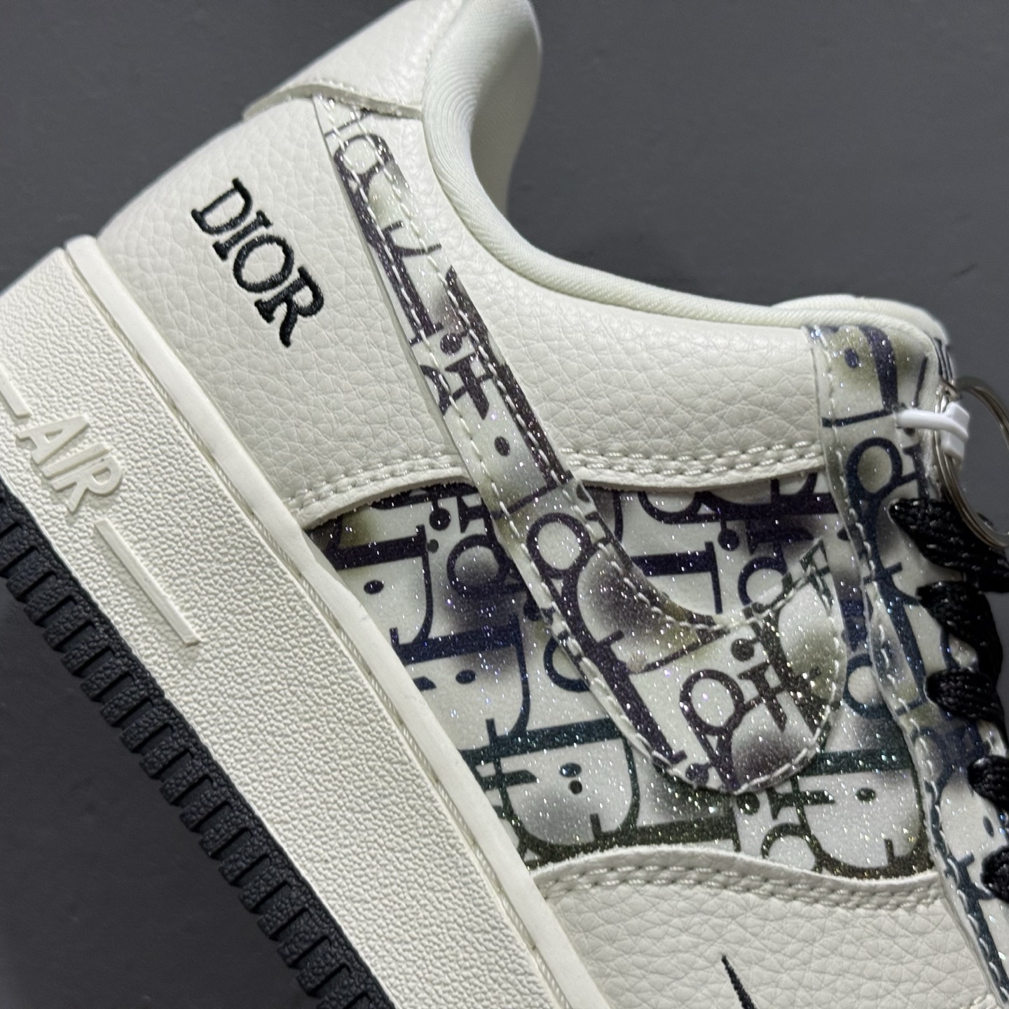 Nike Air Force 1'07 Low 迪奥联名 灰色插花 空军一号低帮休闲板鞋 DF0188-064 Nike Air Force 1'07 Low 迪奥联名 灰色插花 空军一号低帮休闲板鞋 DF0188-064