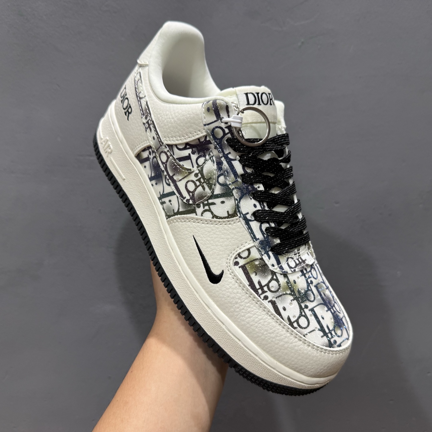 Nike Air Force 1'07 Low 迪奥联名 灰色插花 空军一号低帮休闲板鞋 DF0188-064 Nike Air Force 1'07 Low 迪奥联名 灰色插花 空军一号低帮休闲板鞋 DF0188-064