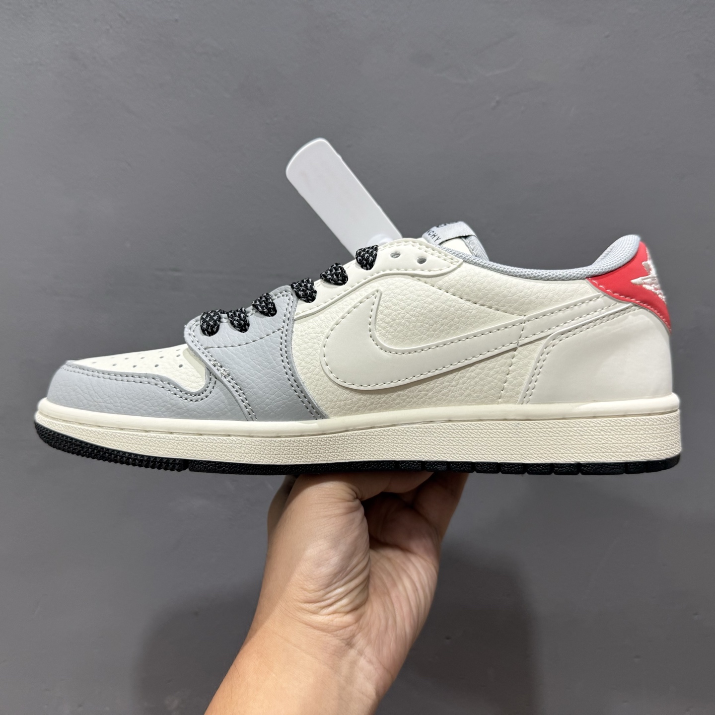 Travis Scott x Fragment Design × Air Jordan 1 Low OG SP AJ1 乔1纪 梵希联名 灰黑底 低帮文化休闲板鞋  XS7089-599